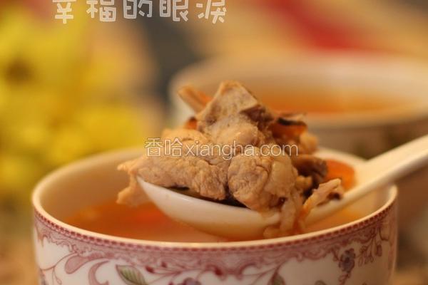 番茄墨鱼排骨汤