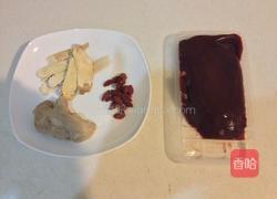 黄芪猪肝汤的做法图解1