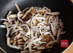蘑菇炒香干的做法图解6