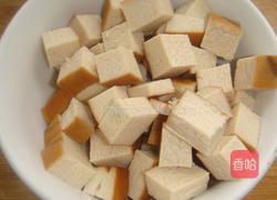 翡翠香干杏鲍菇的做法图解3
