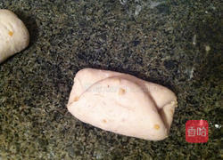 花生核桃仁面包的做法图解5