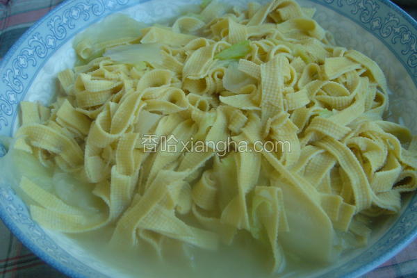 白菜炖豆腐丝