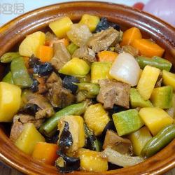 砂锅杂蔬鸭的做法[图]