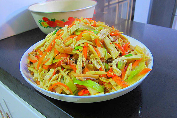豆腐墨鱼丝