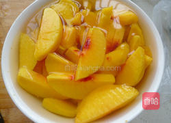 黄桃罐头的做法图解4