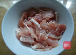 手撕包菜炒肉片的做法图解3