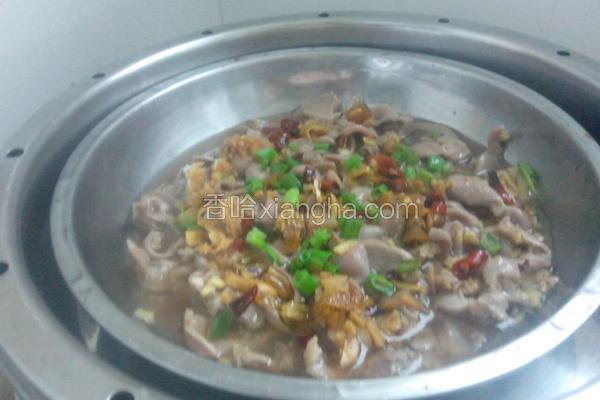 剁椒蒸鸽珍