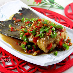 香茅剁椒三文鱼尾的做法[图]