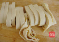 千张炒肉丝的做法图解1