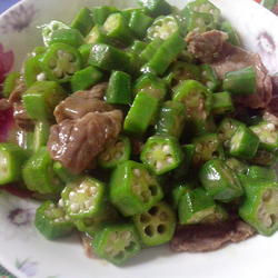 秋葵牛肉片的做法[图]