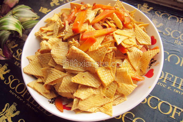 胡萝卜炒干豆腐