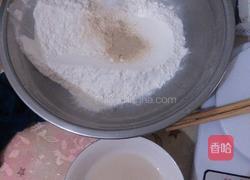 夏威夷大虾披萨的做法图解1