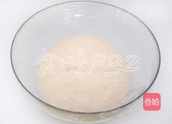 牛肉粒罗勒披萨的做法图解4