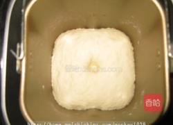 中式点心之肠仔包的做法图解3