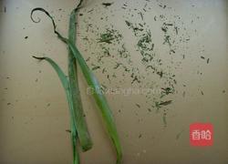 香葱梳打饼干的做法图解1