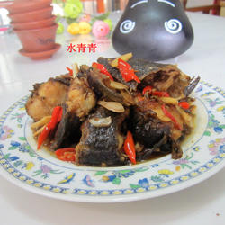 尖椒蒜片柴鱼的做法[图]