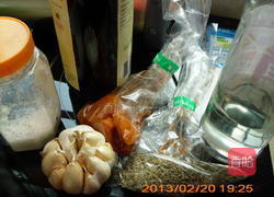 香菇炒腊肉的做法图解3