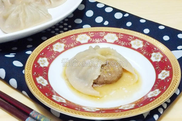 牛肉灌汤包