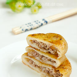 牛肉元葱馅饼的做法[图]