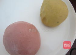 面食香肠卷的做法图解1