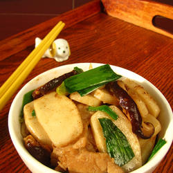 青蒜肉丝炒年糕的做法[图]