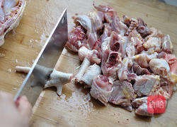 地锅鸡的做法图解1