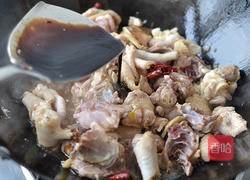 地锅鸡的做法图解6