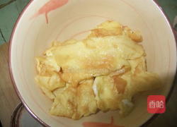 香菇炒蛋的做法图解3