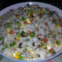 春色满园炒饭的做法[图]