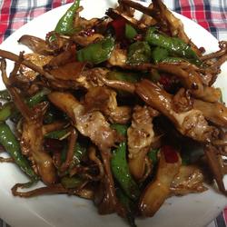 青椒煸鸭舌的做法[图]
