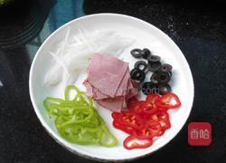 黑椒牛肉脆披萨的做法图解2