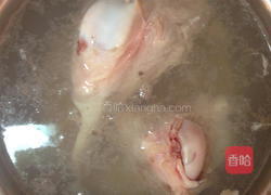 榨菜肉絲紫水晶麵的做法图解2