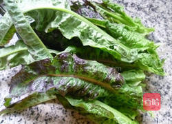 莴笋叶炒榨菜的做法图解1