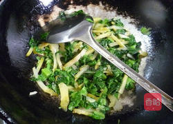 莴笋叶炒榨菜的做法图解8