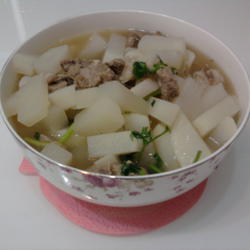 滋补羊肉萝卜汤的做法[图]