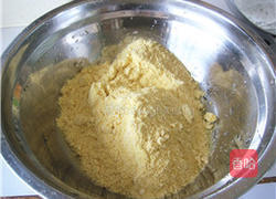 烫面玉米饼子的做法图解1