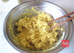 烫面玉米饼子的做法图解2