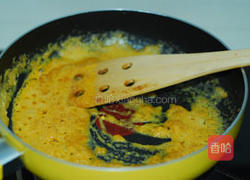 咸蛋黄焗膏蟹的做法图解7