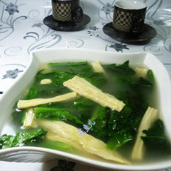 上汤莴笋叶腐竹的做法[图]