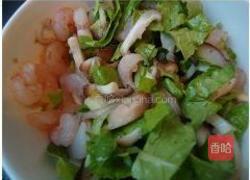 香菇虾仁肠粉的做法图解4