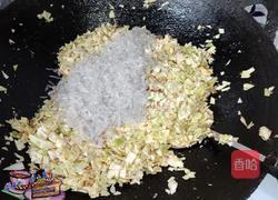 油渣包菜包子的做法图解7