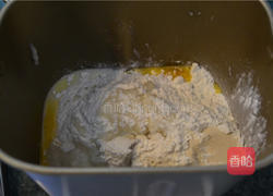 海苔肉松面包卷的做法图解3