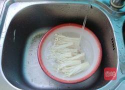 金针毛豆排骨汤的做法图解2