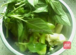 蒜香焖石蟹的做法图解1