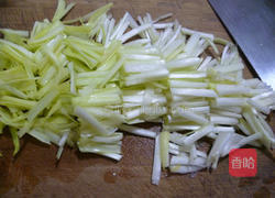 韭菜芽杂炒红肠的做法图解4