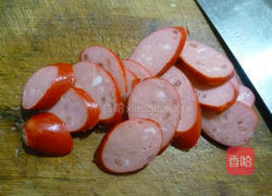 韭菜芽杂炒红肠的做法图解7