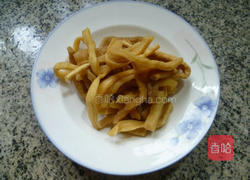 香干炒萝卜干的做法图解1