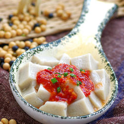 蒜蓉辣酱嫩豆腐的做法[图]
