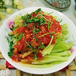 番茄拌青笋的做法[图]