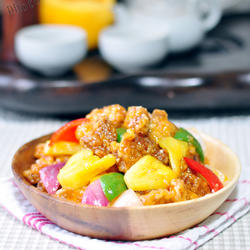 菠萝咕咾肉的做法[图]